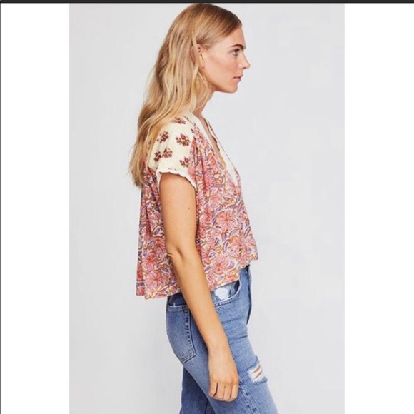 Free People Crochet Leilani Print V-Neck Crop Top - Picture 3 of 14